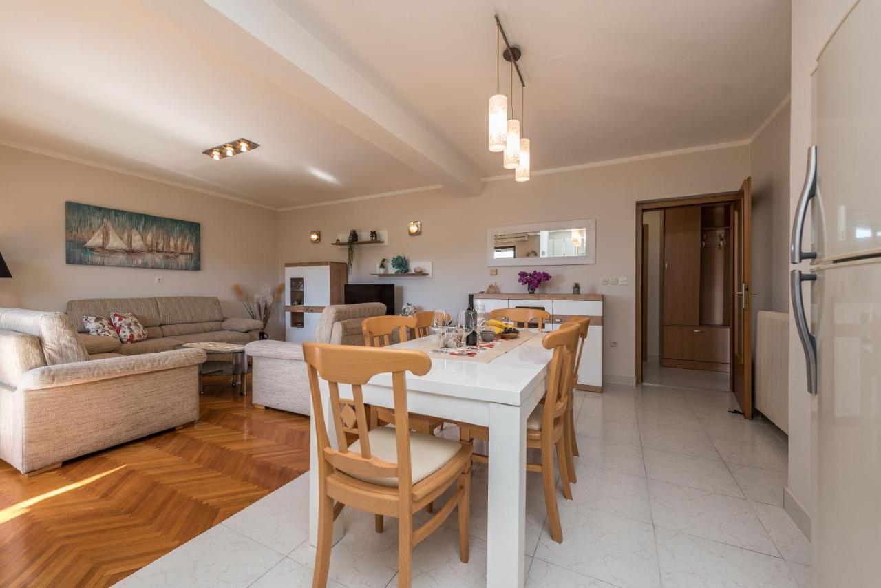 Stedi Apartment Lukoran ภายนอก รูปภาพ