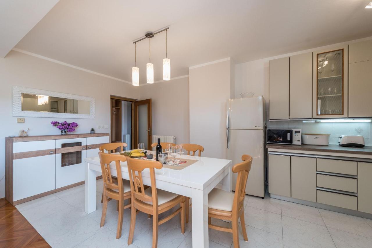Stedi Apartment Lukoran ภายนอก รูปภาพ