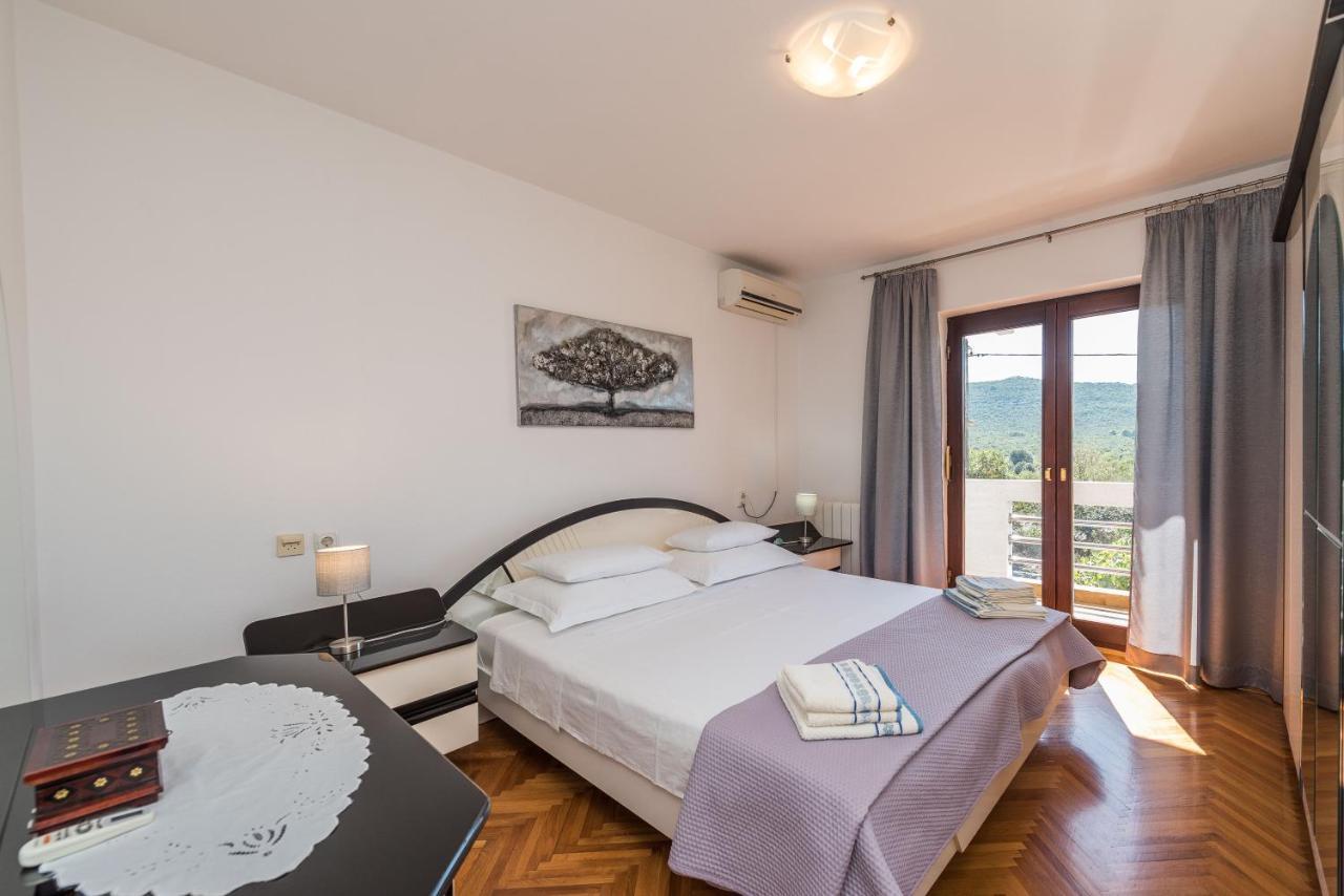 Stedi Apartment Lukoran ภายนอก รูปภาพ