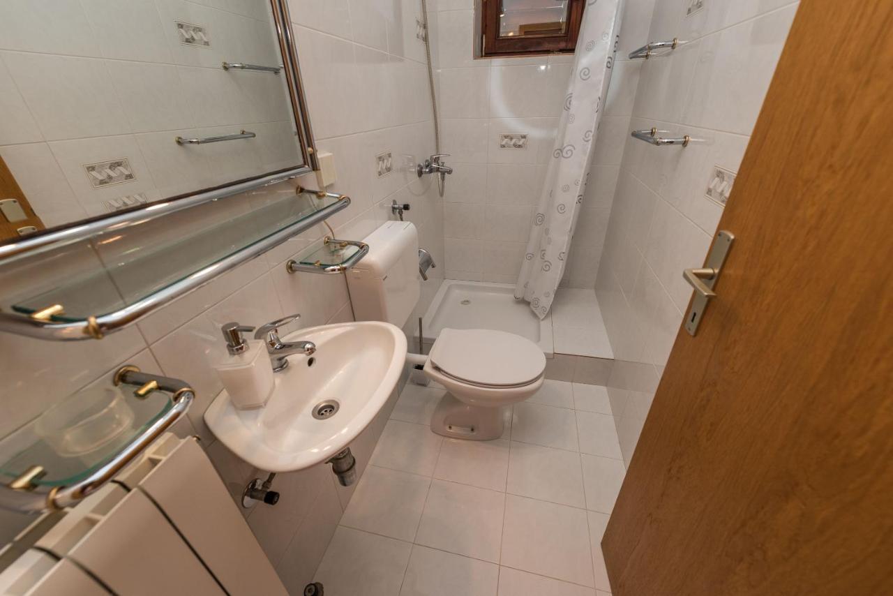 Stedi Apartment Lukoran ภายนอก รูปภาพ